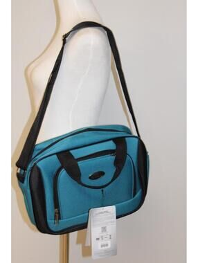 NWT U.S. Traveler Rio II Softside Collection Teal Travel Bag Expandable Carry On